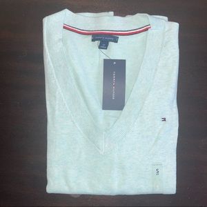 NWT Tommy Hilfiger women top